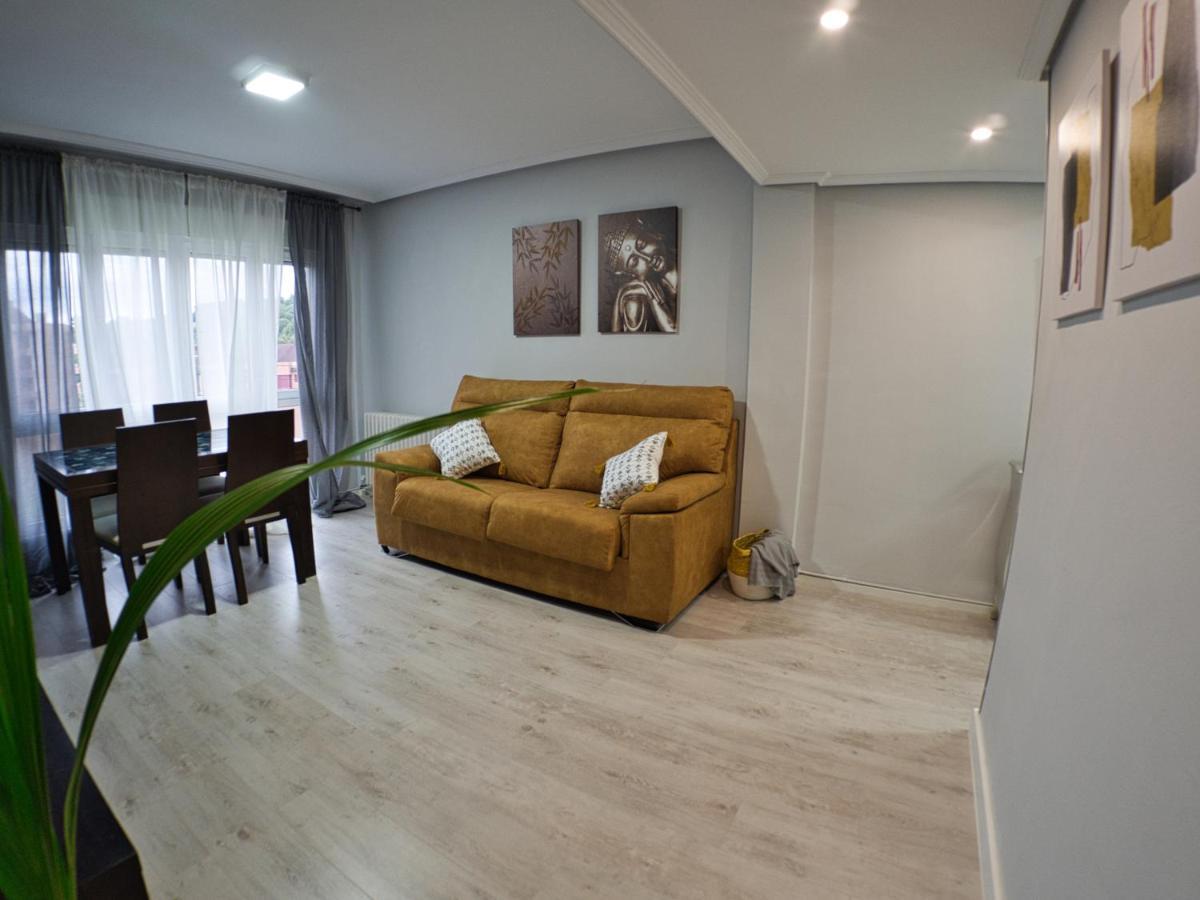Bonito Piso Villafria Oviedo Exteriör bild