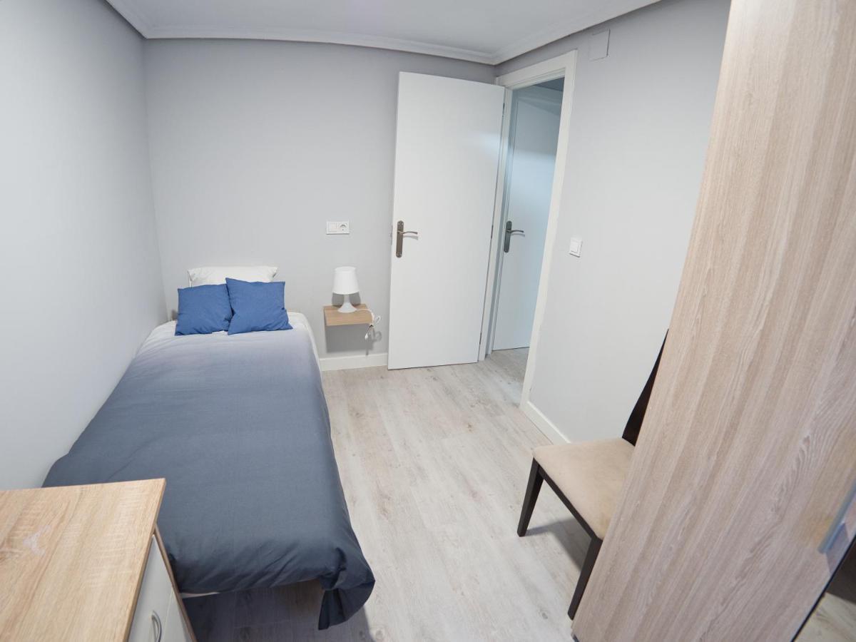 Bonito Piso Villafria Oviedo Exteriör bild